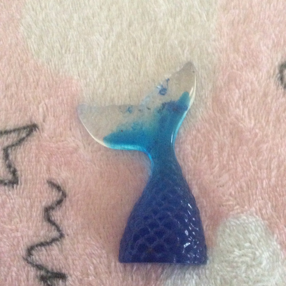 (Mini) mermaid tail resin design